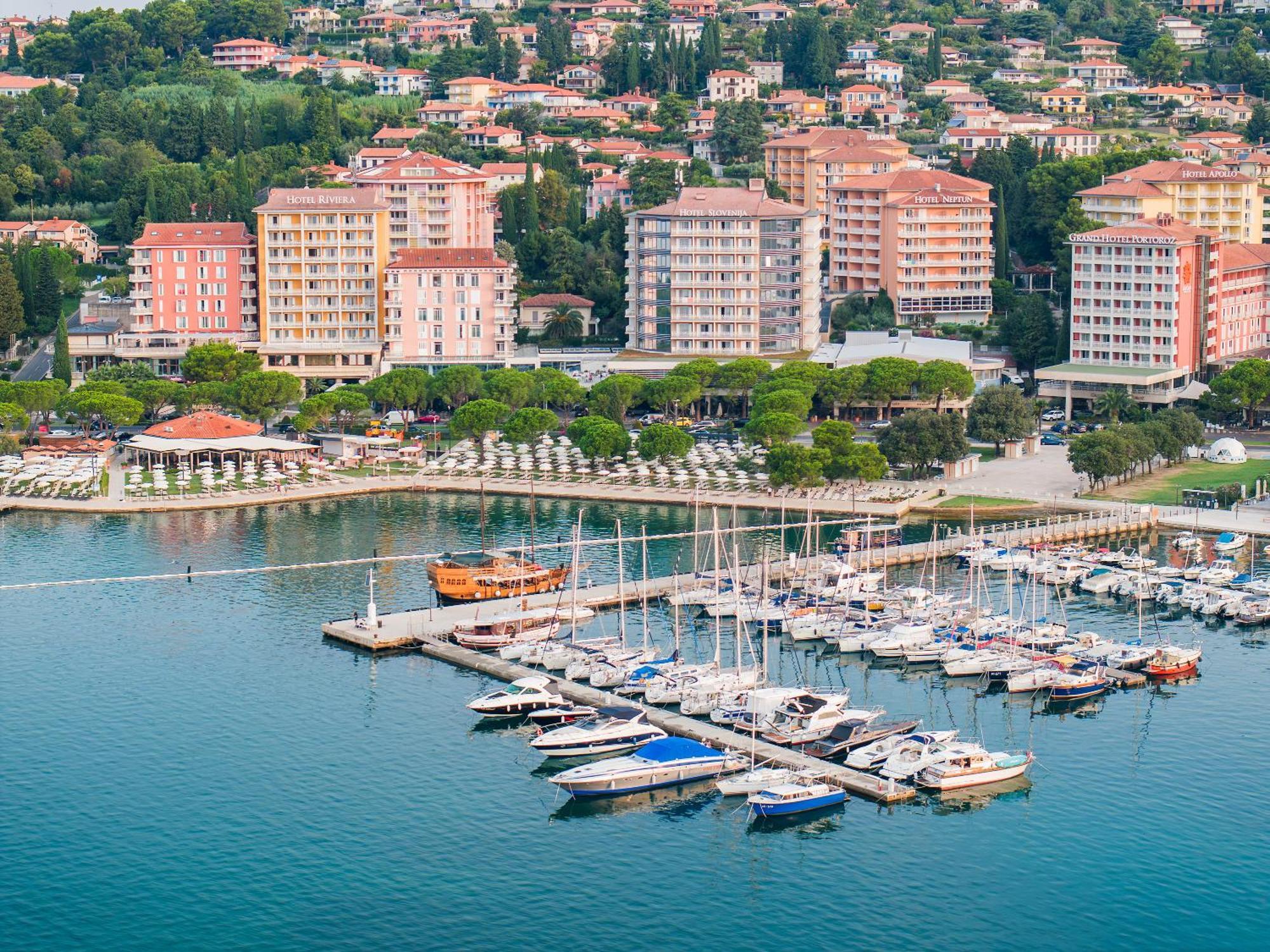 Hotel Mirna - Terme & Wellness Lifeclass Portorož Dış mekan fotoğraf