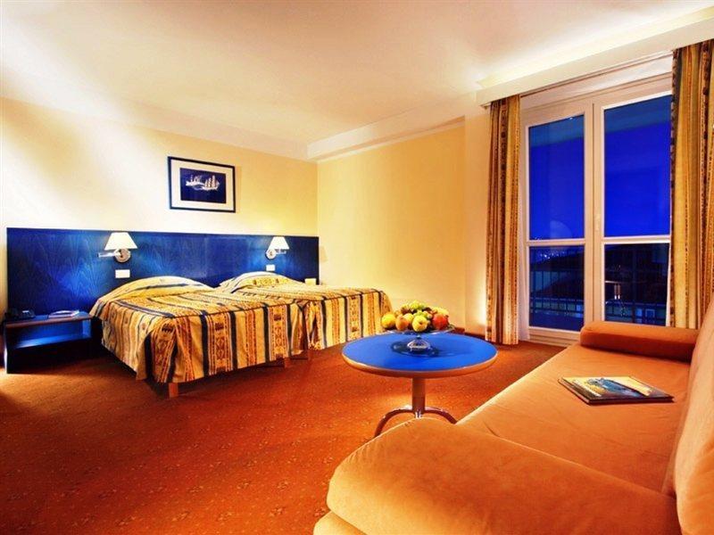 Hotel Mirna - Terme & Wellness Lifeclass Portorož Dış mekan fotoğraf